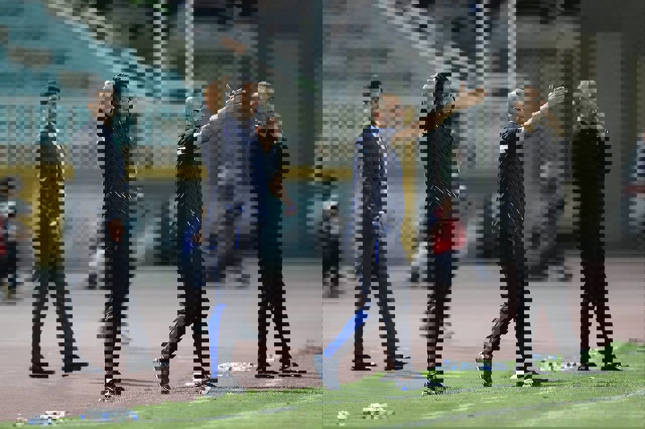 1908362