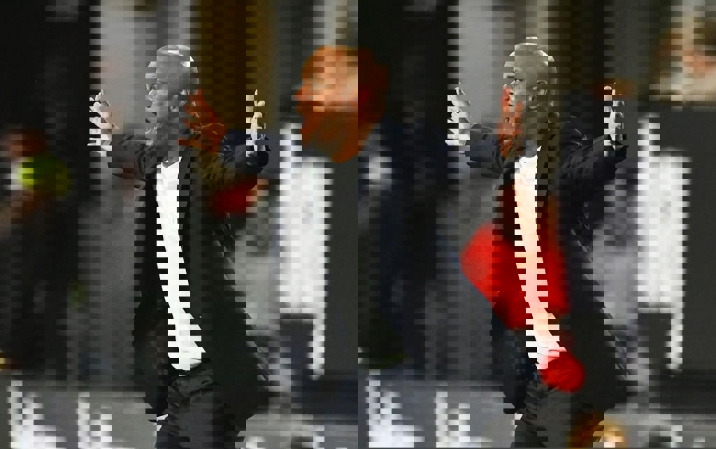 1908350