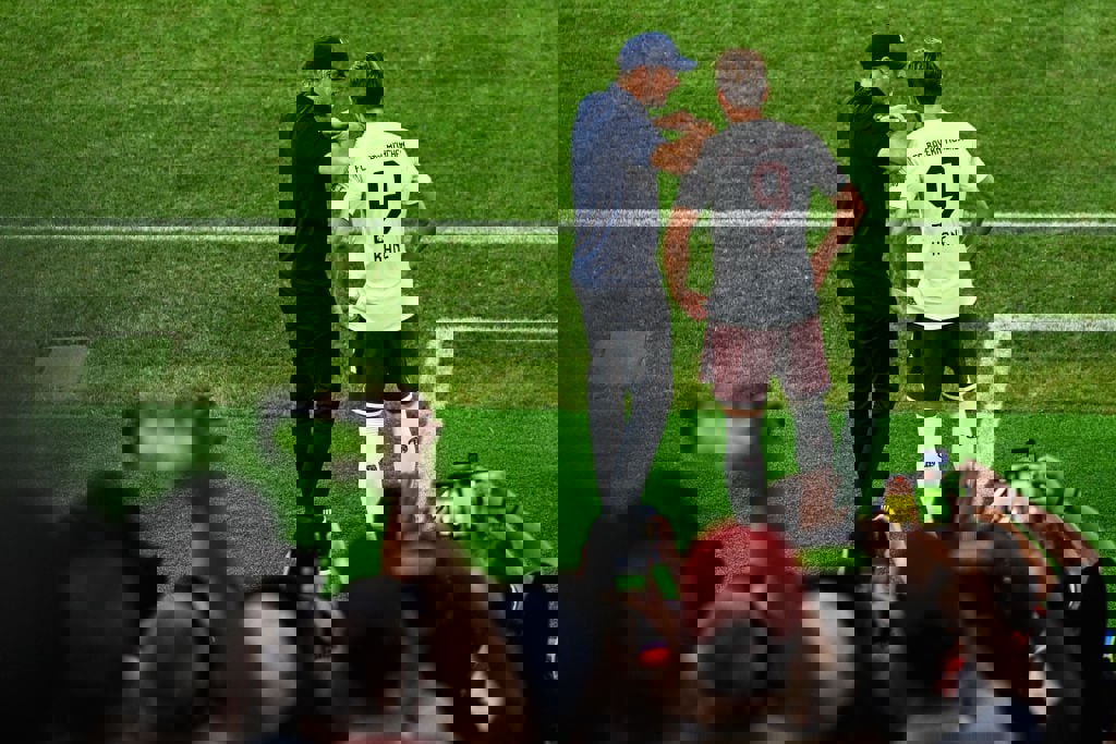 1908868