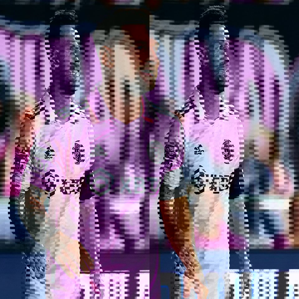 1908439