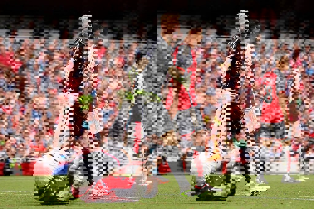 1908616
