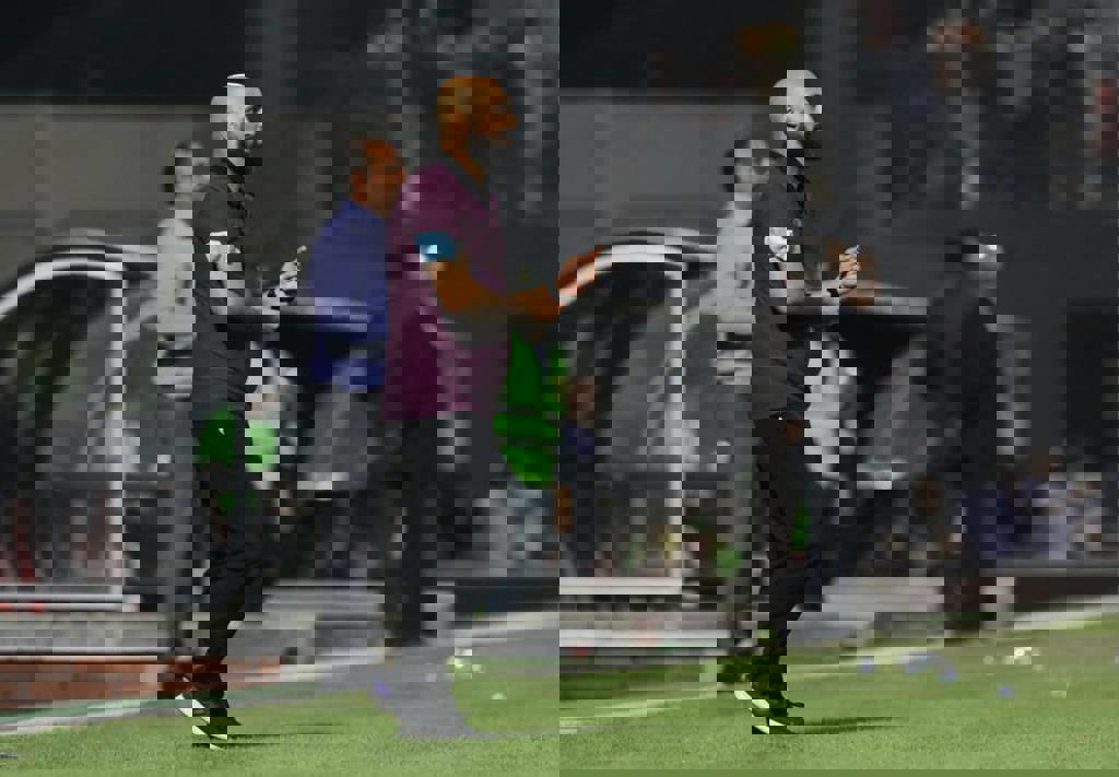 1908660