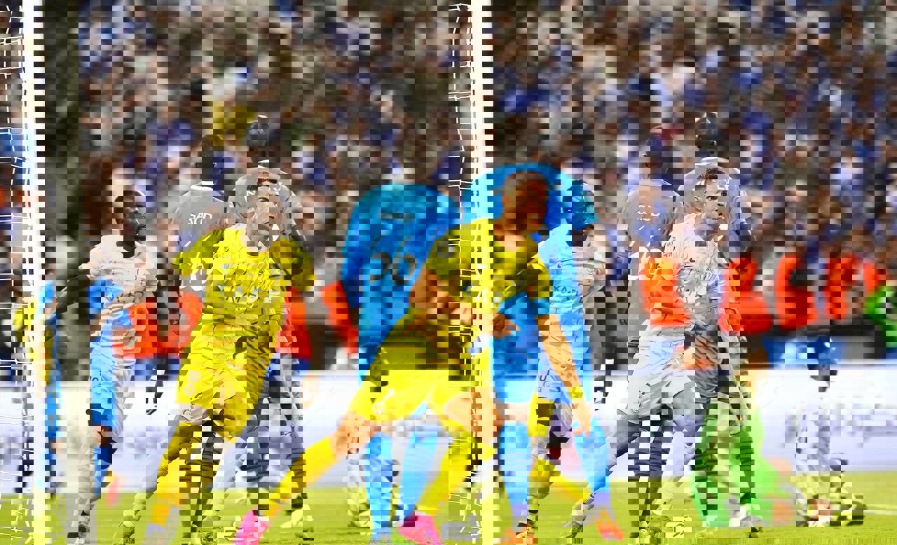 1908776