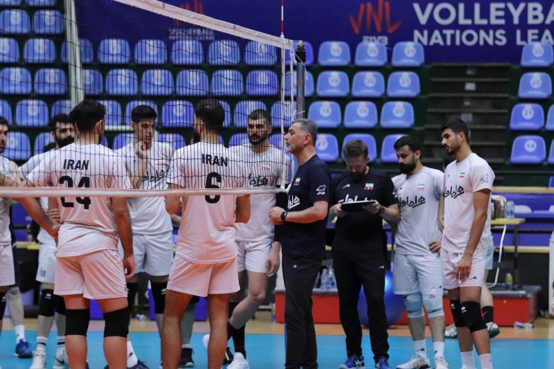 عطایی و‌ تصمیم سختی که برایش دو دل شد!