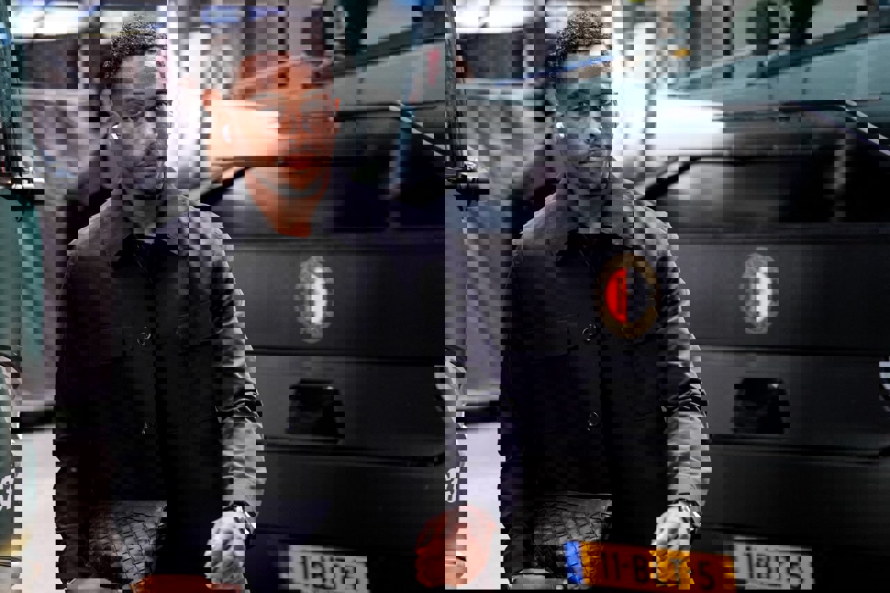 1909138
