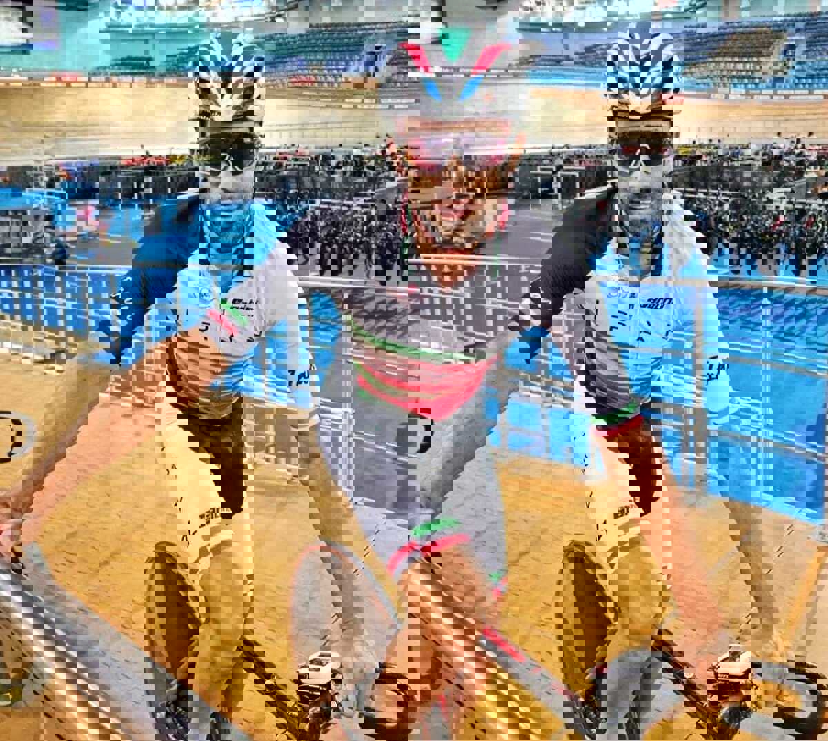 1909107
