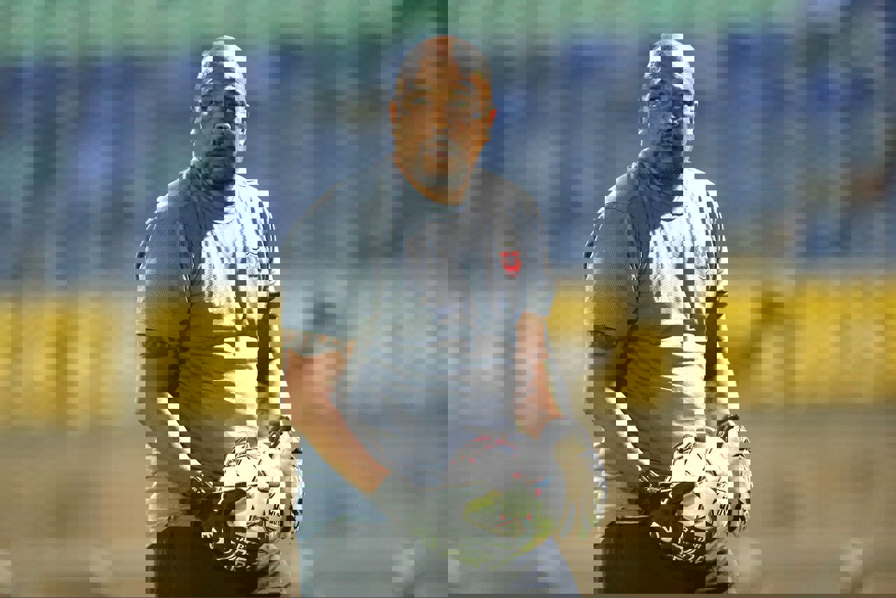 1909270