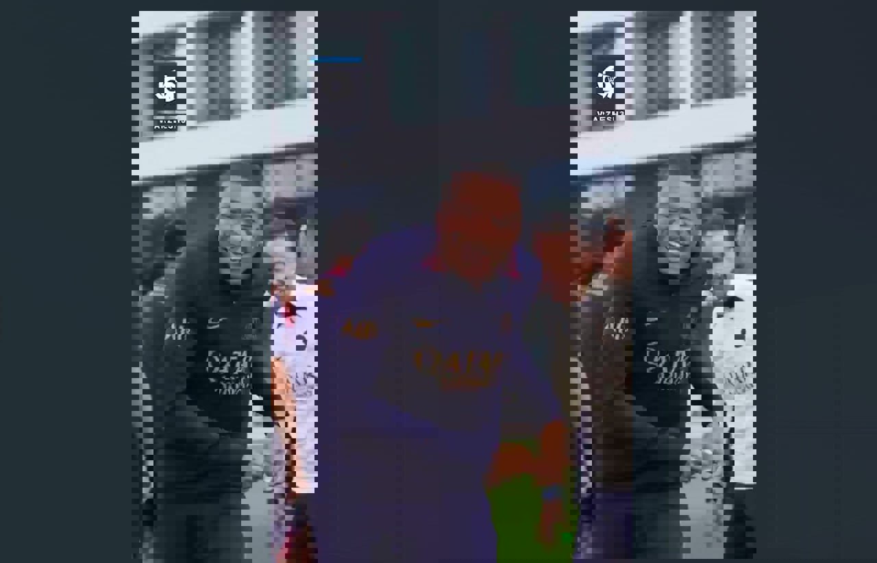 1909261
