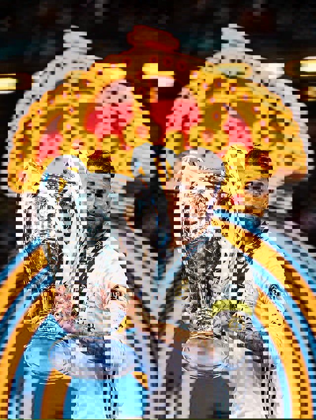 1909213