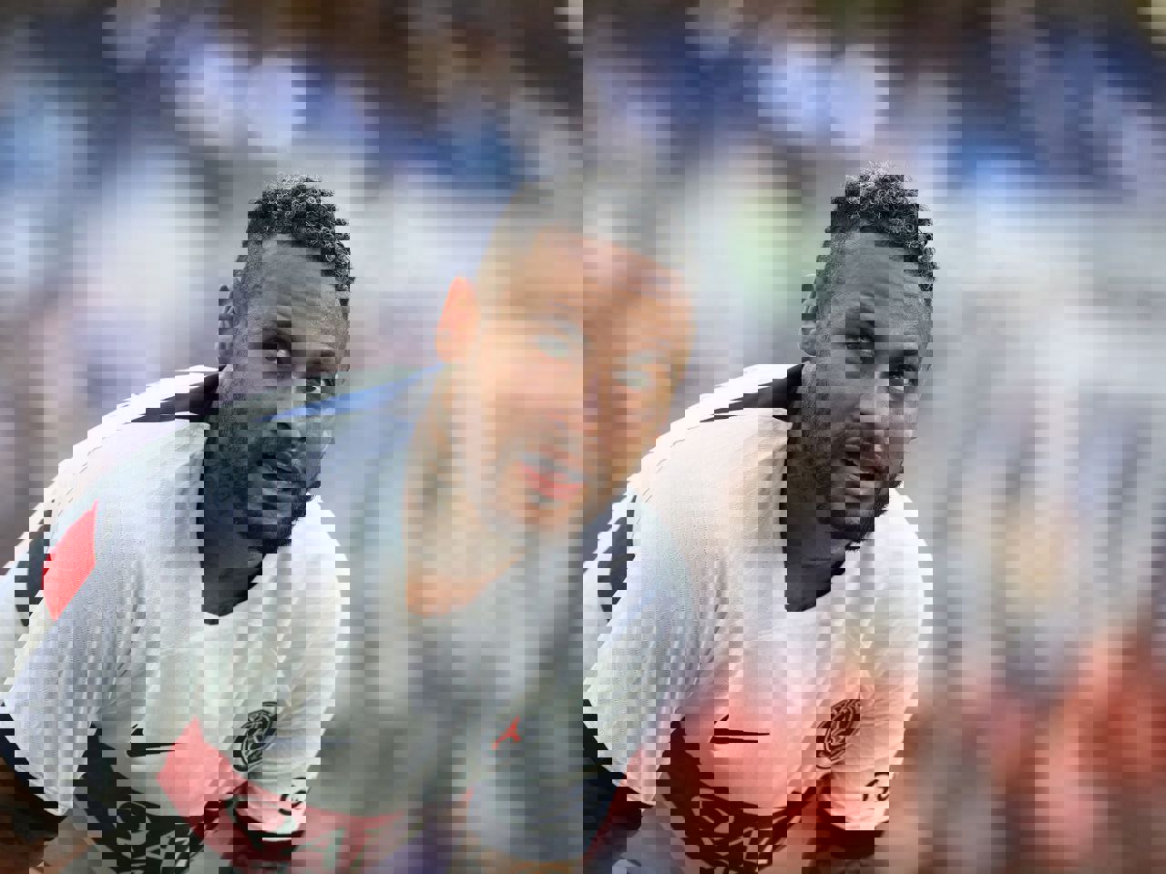 1909788