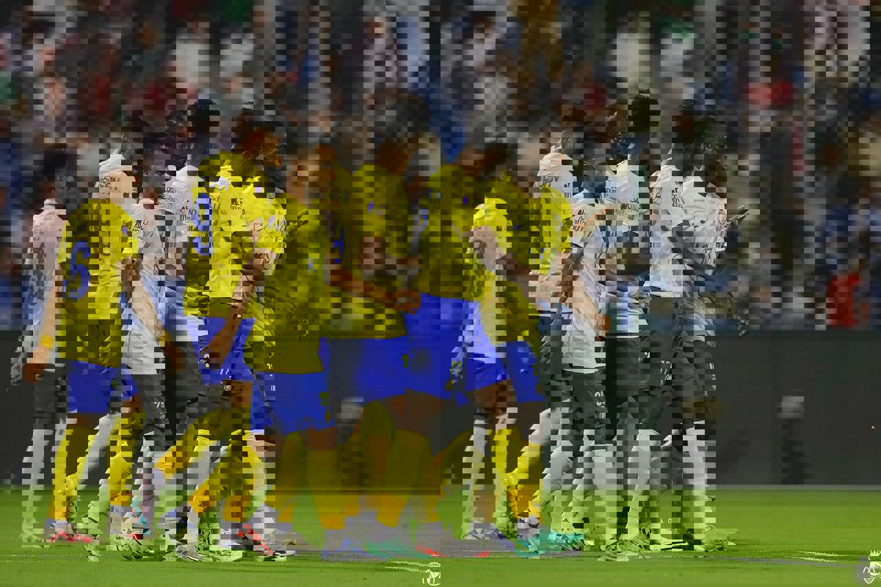 1909785