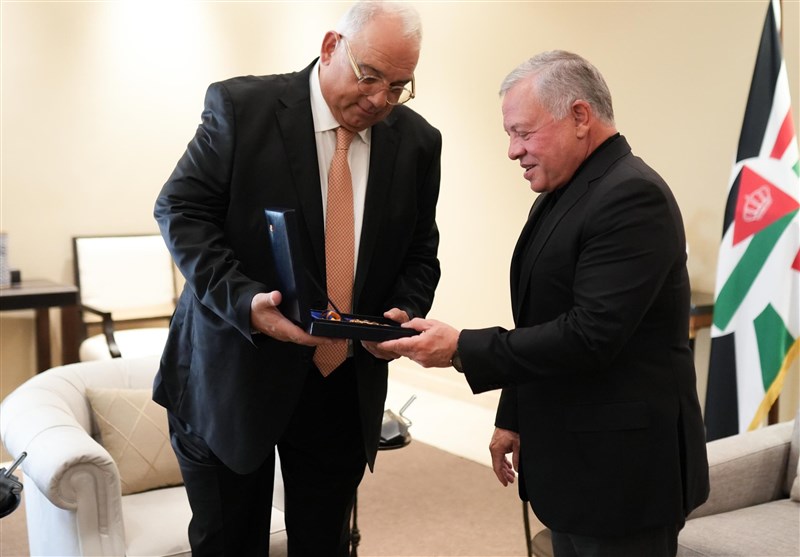 دیدار رئیس اتحادیه جهانی کشتی با پادشاه اردن