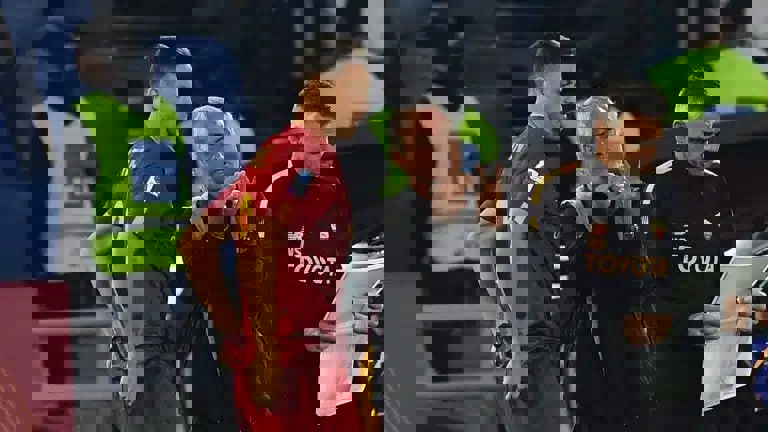 1909607