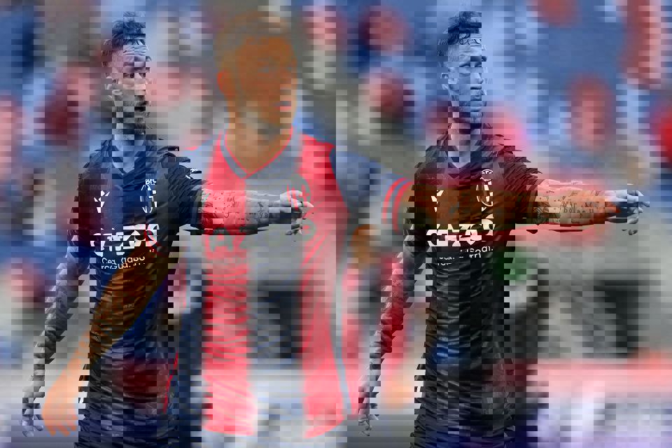 1909639