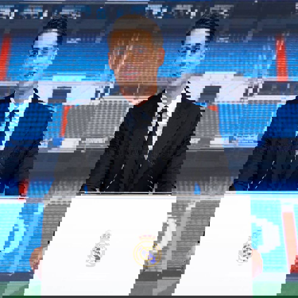 1910033