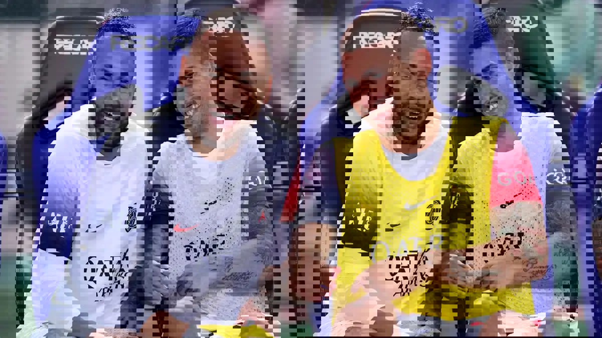 1910325