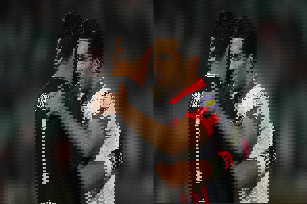 1910725