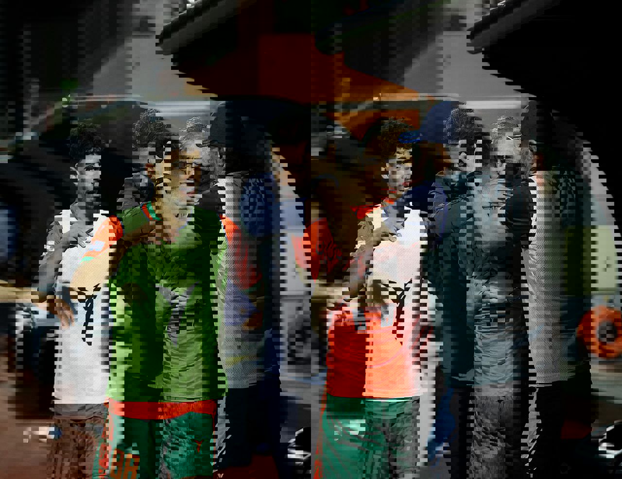 1911003