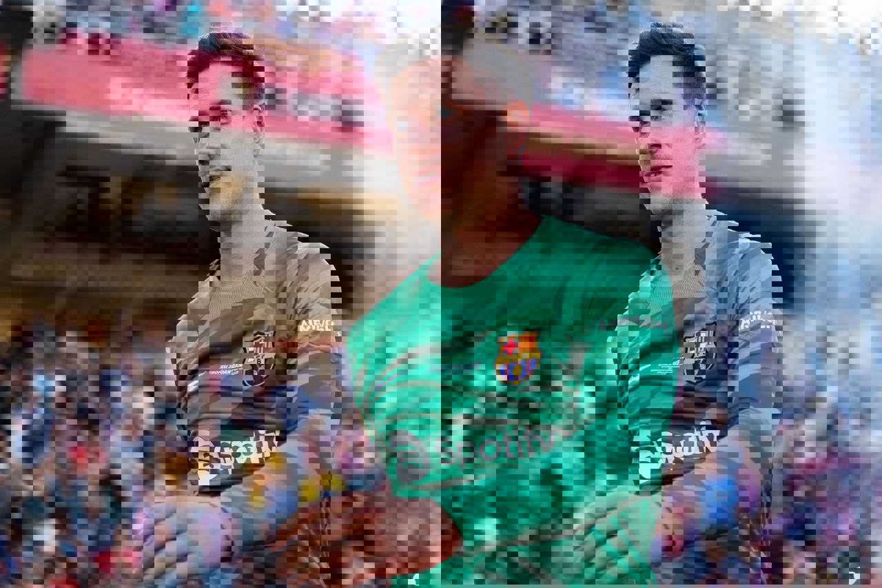 1911732
