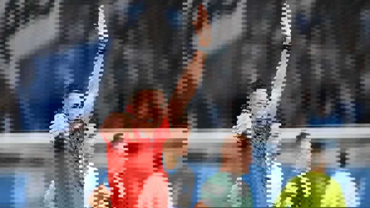1911408