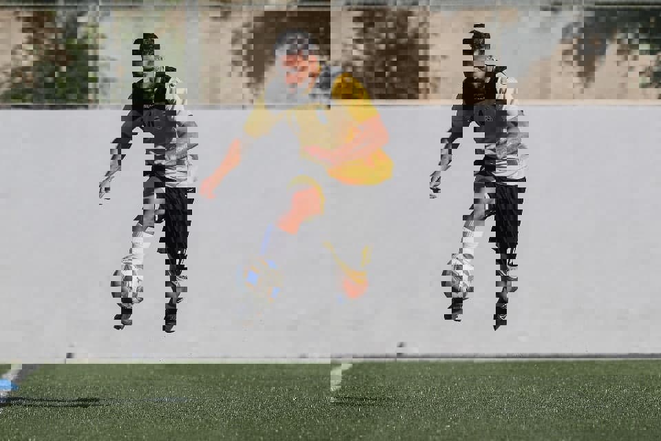 1911557