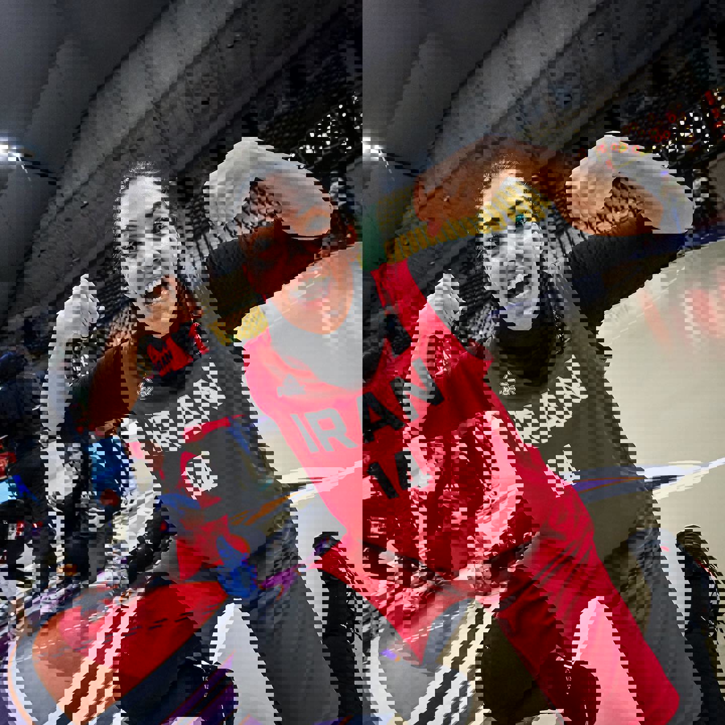 1911517