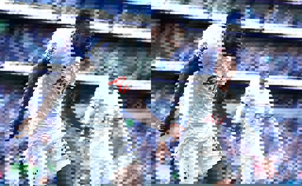 1912208