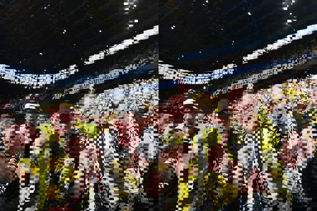 1912239