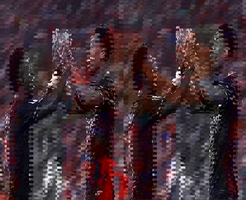 1912388
