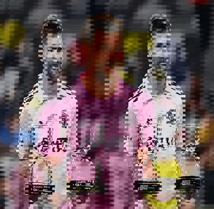1912444