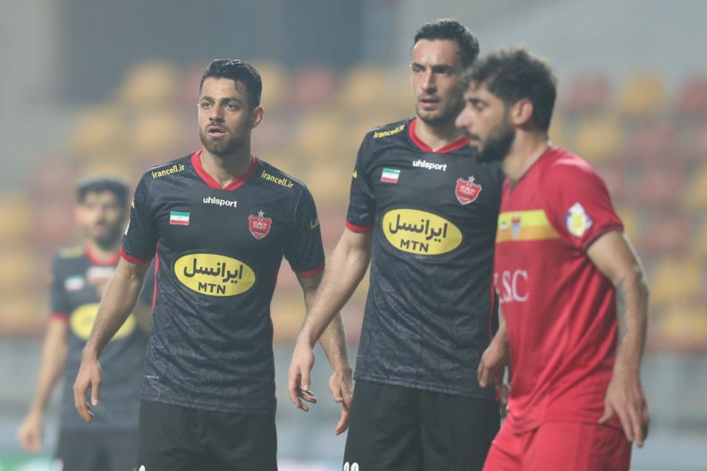 پرسپولیس - فولاد: آرامش سکوها بعد از کودتا!