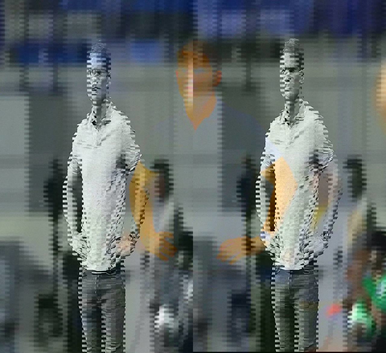 1912472