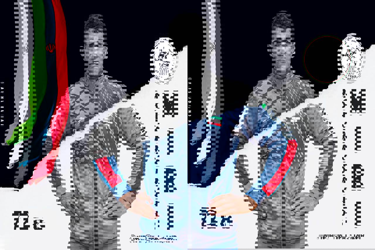 1912829