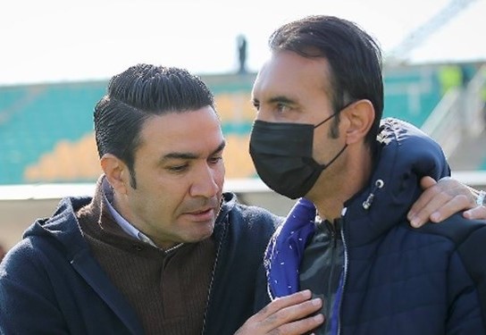 دیدار جواد نکونام و رضا عنایتی در کمپ حجازی