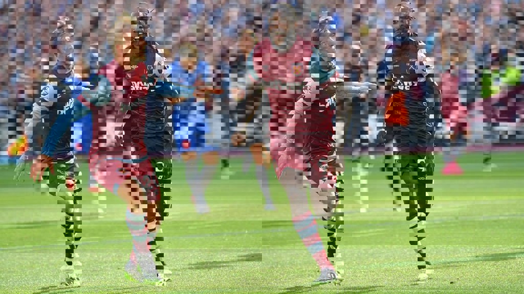 1912815