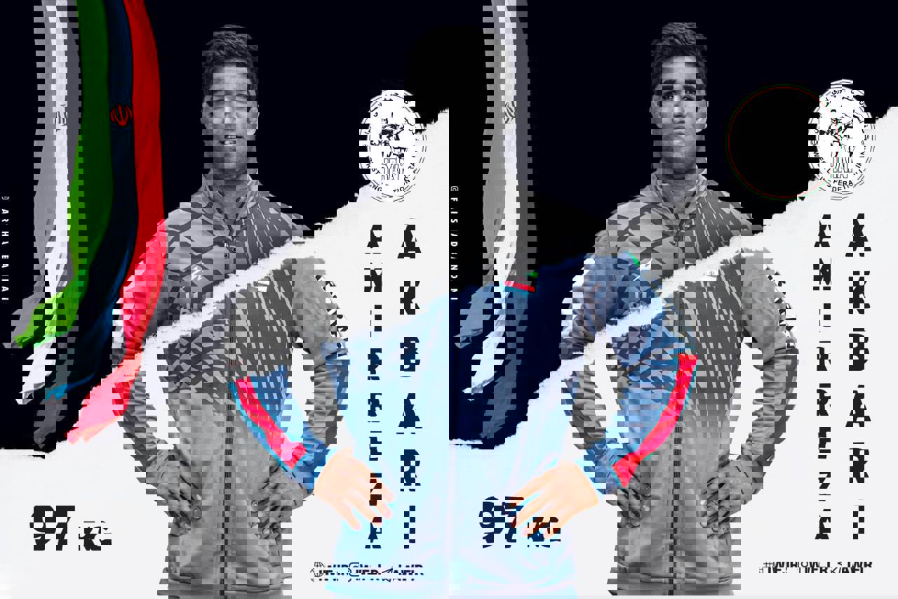 1912824
