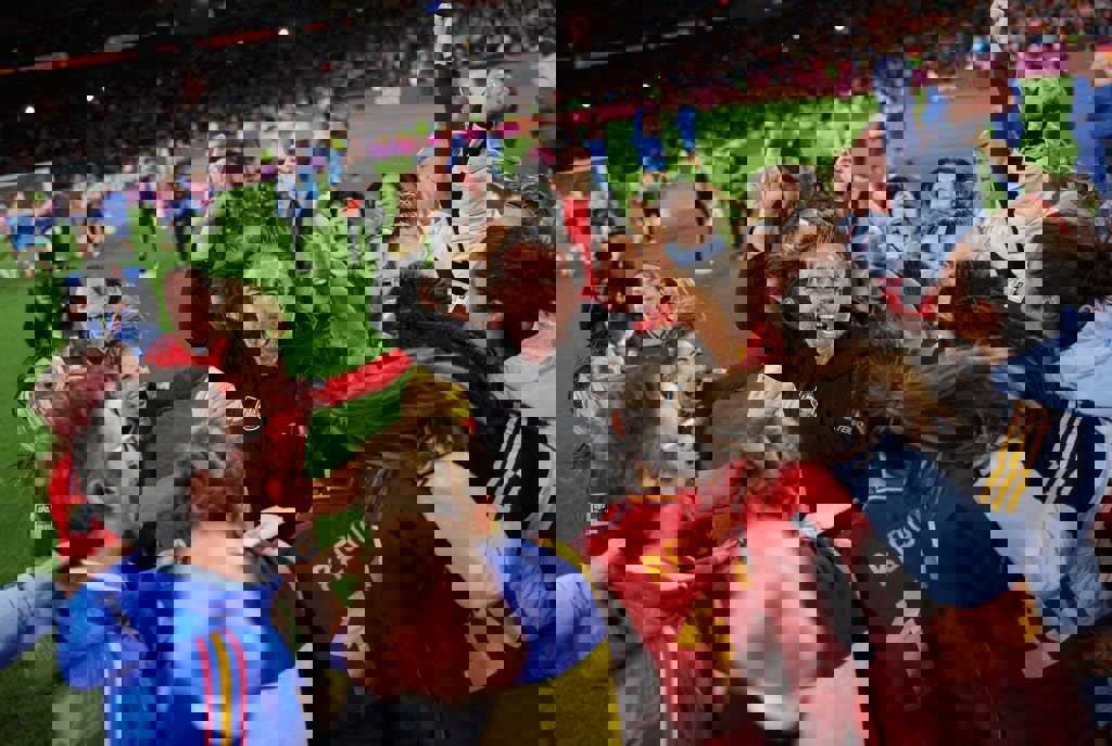 1912741