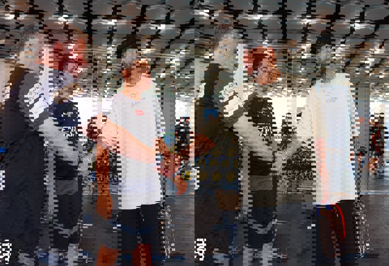 1912765
