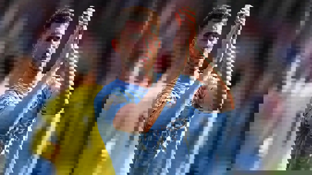1912997