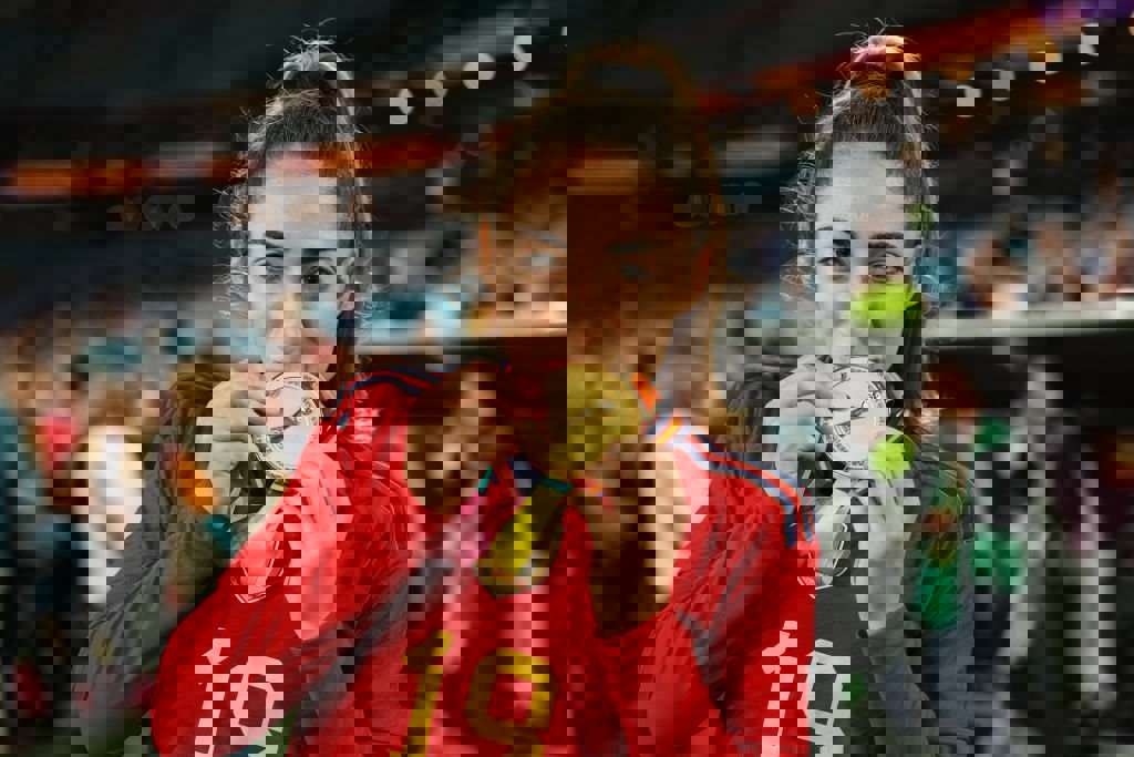 1913189