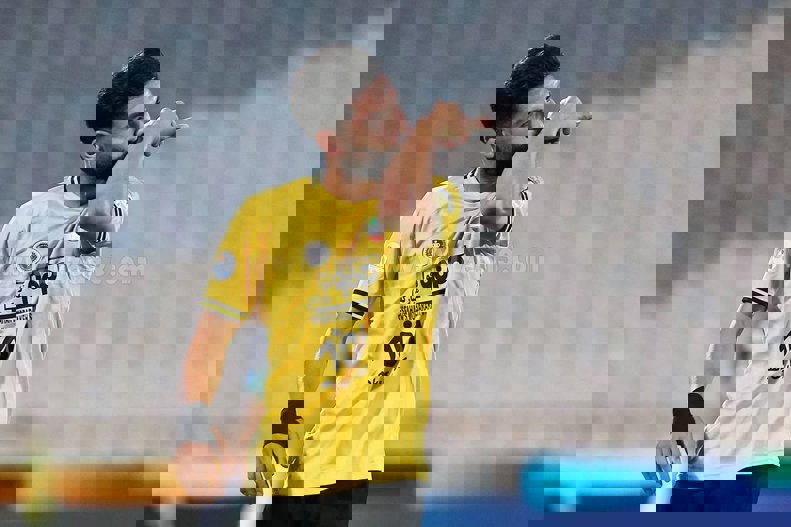 1913178