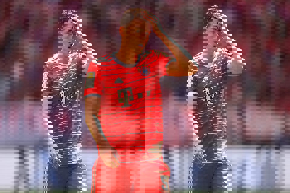 1913335