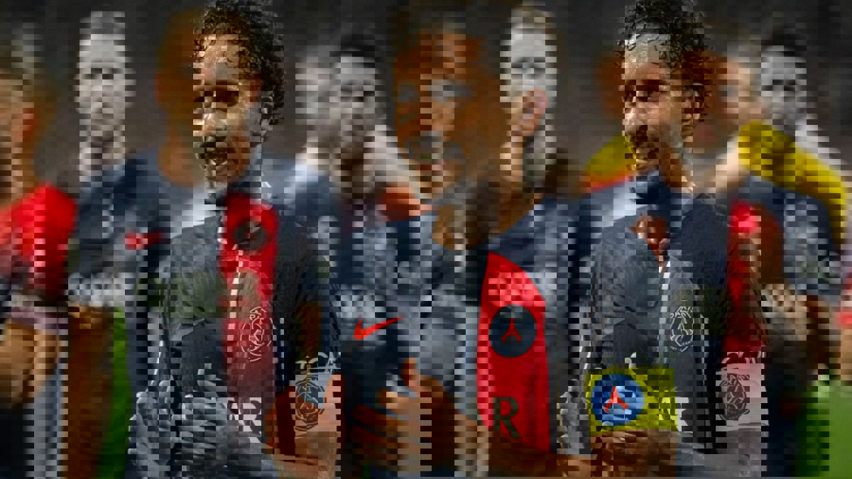 1913934