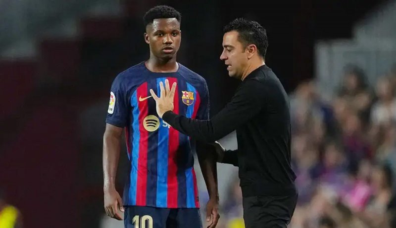 جلسه مهم در بارسلون: ستاره بارسا لیگ برتری میشود