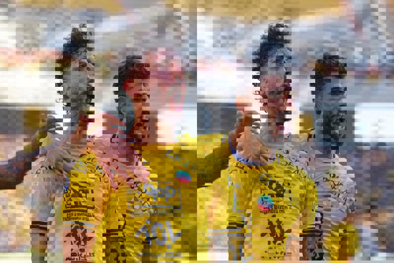 1914101