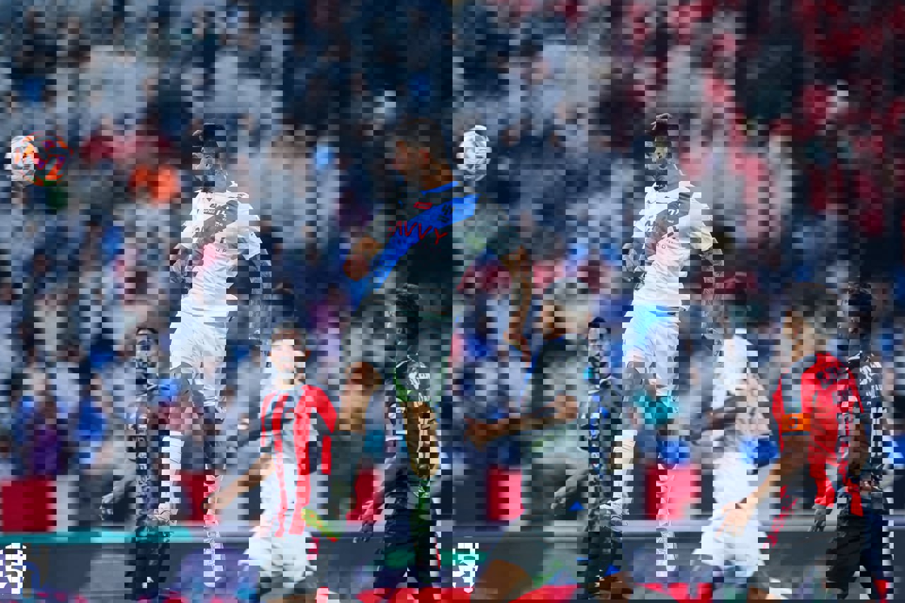 1915123