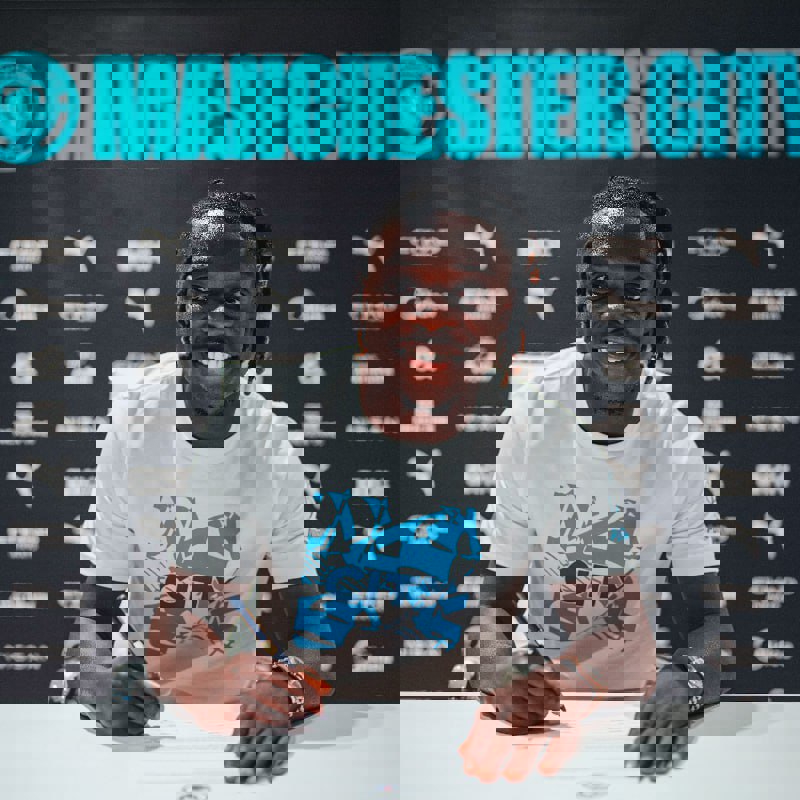 1915060