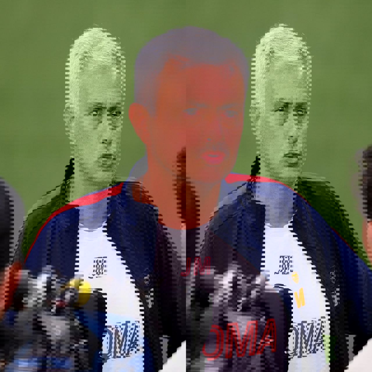 1915388