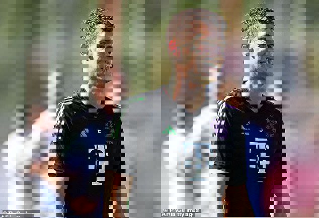 1915513