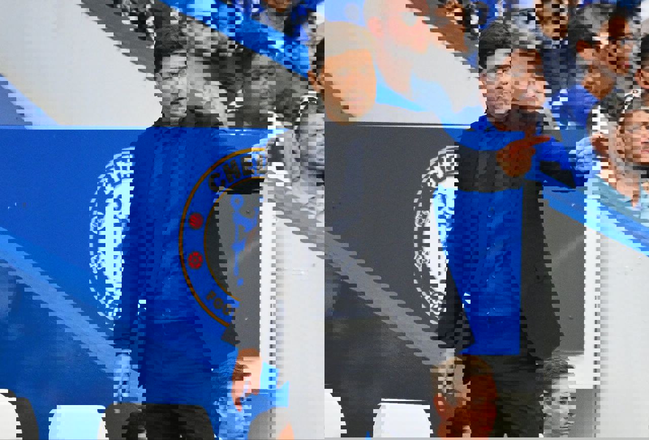 1915668